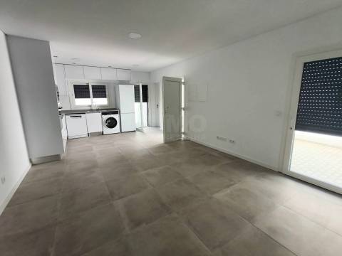 Moradia T2+1 NOVA - Redondos - Fernão Ferro