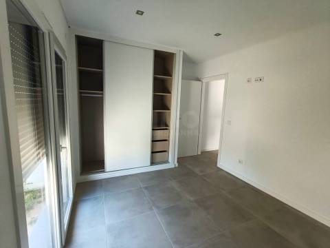 Moradia T2+1 NOVA - Redondos - Fernão Ferro