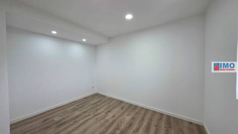 Moradia V2  Renovada - Castelo Branco