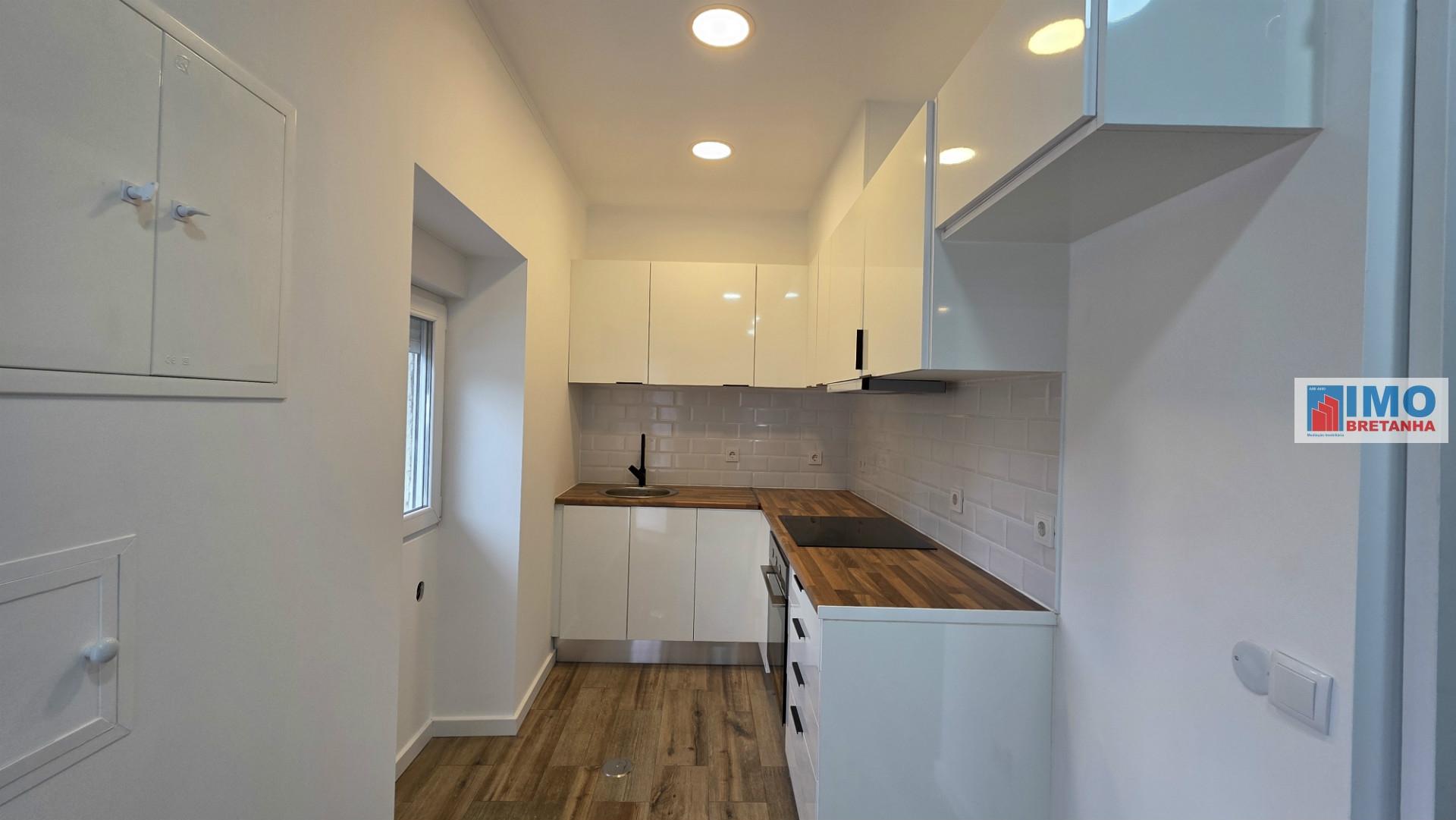 Moradia V2  Renovada - Castelo Branco