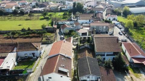 Moradia V6 p/ Restaurar - Adémia - 5 minutos de Coimbra