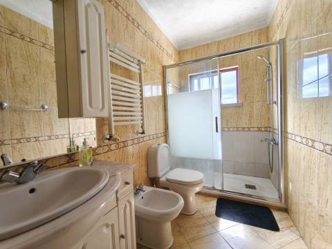 Moradia T6+3 c/ Piscina e Garagem - Coimbra