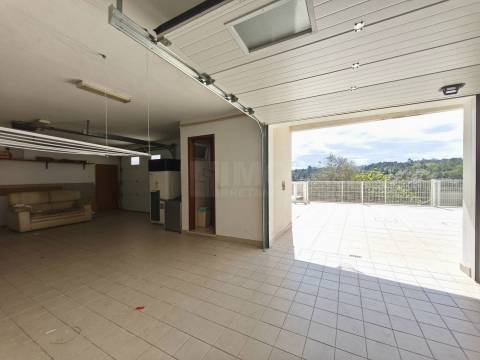 Moradia T6+3 c/ Piscina e Garagem - Coimbra