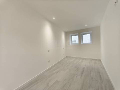 T2 Remodelado- Centro da Anadia