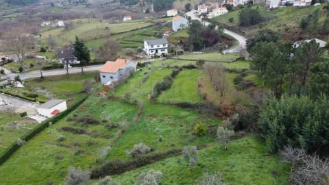 Terreno p/ Investimento – Unhais da Serra - Possível Construção de 6 Moradias