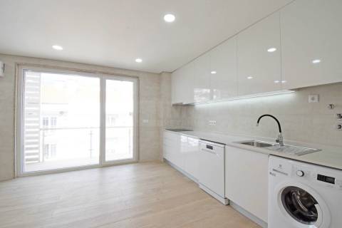 T3 Duplex c/ Terraço - NOVO - Zona Baixa da Covilhã