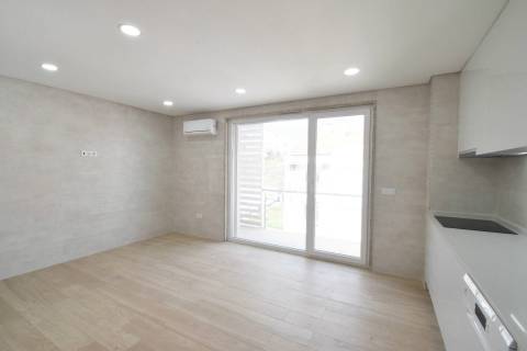 T3 Duplex c/ Terraço - NOVO - Zona Baixa da Covilhã
