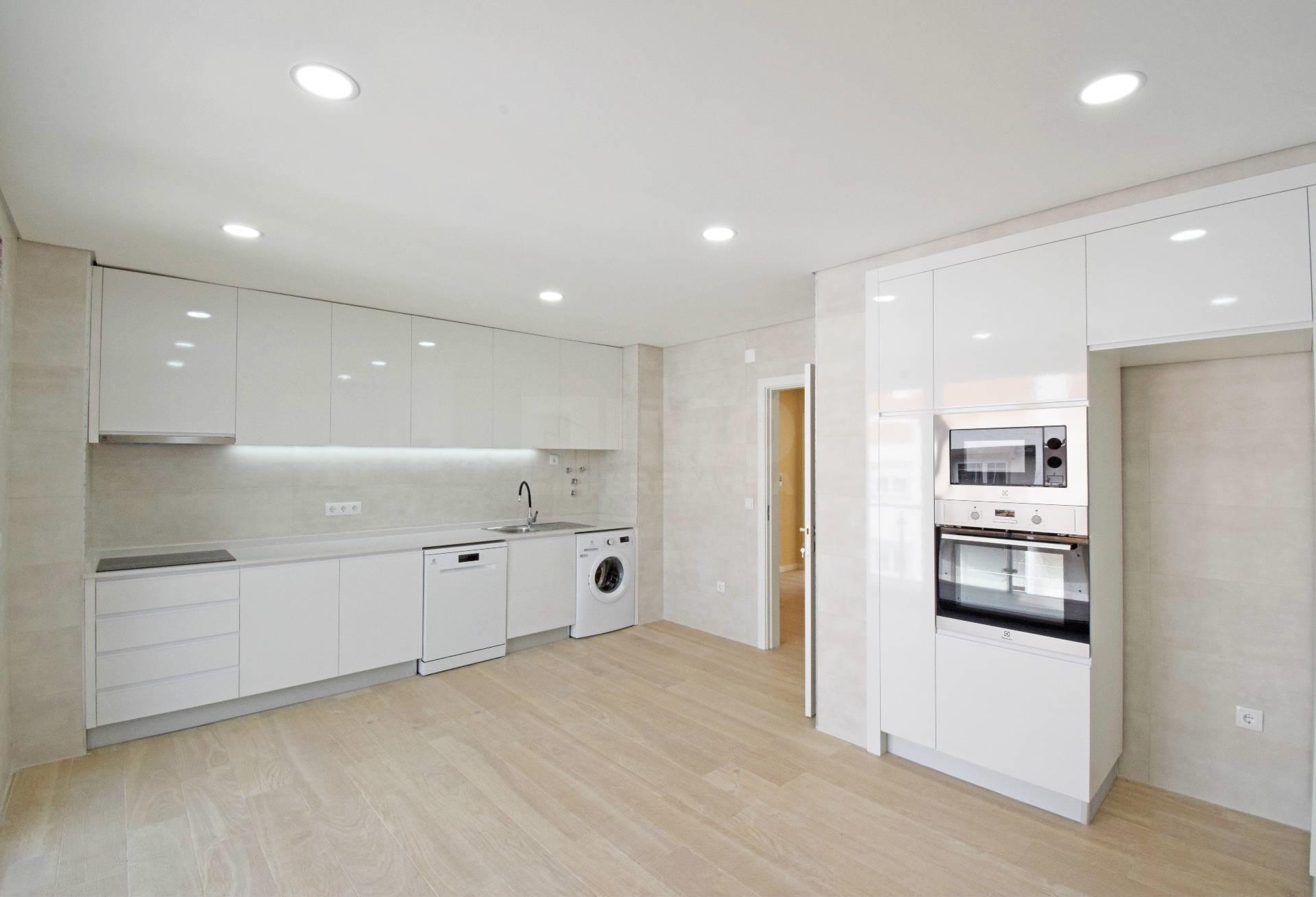 T3 Duplex c/ Terraço - NOVO - Zona Baixa da Covilhã