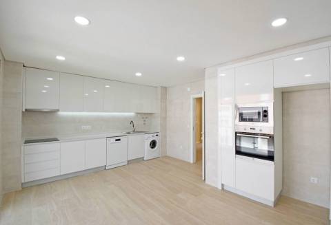 T3 Duplex c/ Terraço - NOVO - Zona Baixa da Covilhã