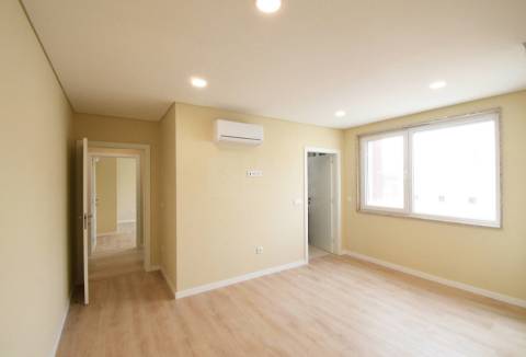 T3 Duplex c/ Terraço - NOVO - Zona Baixa da Covilhã