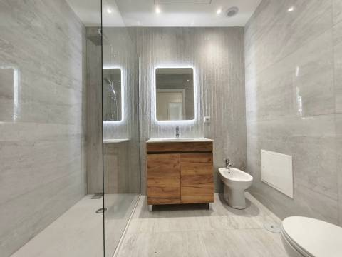 T2 Duplex Totalmente Remodelado - Centro de Anadia