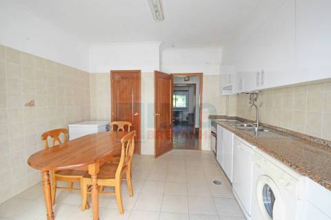 Apartamento T3 Arrendamento em Covilhã e Canhoso,Covilhã