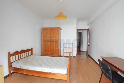 Apartamento T3 Arrendamento em Covilhã e Canhoso,Covilhã