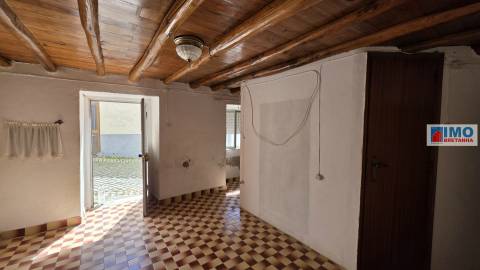 Moradia V3 - Cebolais de Cima - 10 min de Castelo Branco