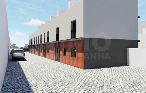 Moradia T2+2 Duplex - NOVA - Entrada da Covilhã