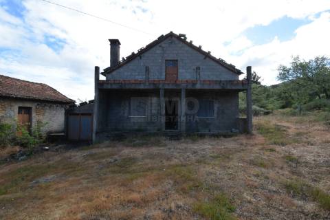 Quintinha T3 Venda em Ferro,Covilhã