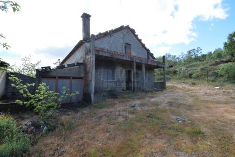 Quintinha T3 Venda em Ferro,Covilhã