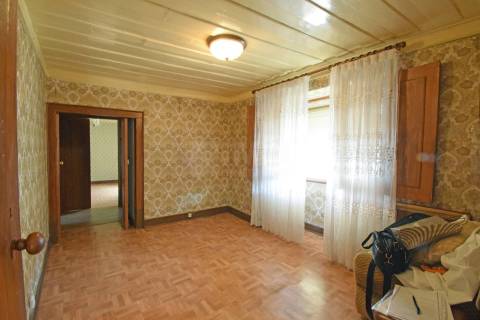 Moradia V5 c/ Garagem e Quintal - Donas - 5 min do Fundão