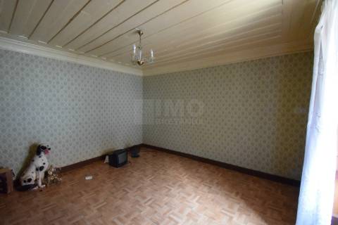 Moradia V5 c/ Garagem e Quintal - Donas - 5 min do Fundão