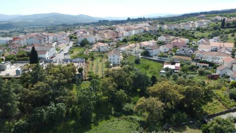 Terreno  Urbanizável – 9.900 m² | Dominguizo, Covilhã