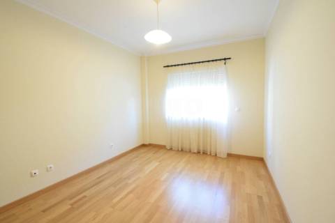 T3 - Urb. Rib. Flandres - Covilhã