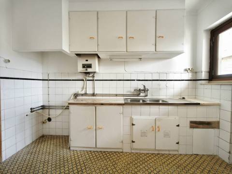 T4 - Bairro Norton de Matos | Solum – Coimbra