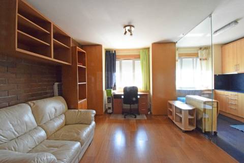VENDIDO - Studio - Fac. Medicina - UBI - Covilhã