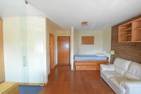 VENDIDO - Studio - Fac. Medicina - UBI - Covilhã