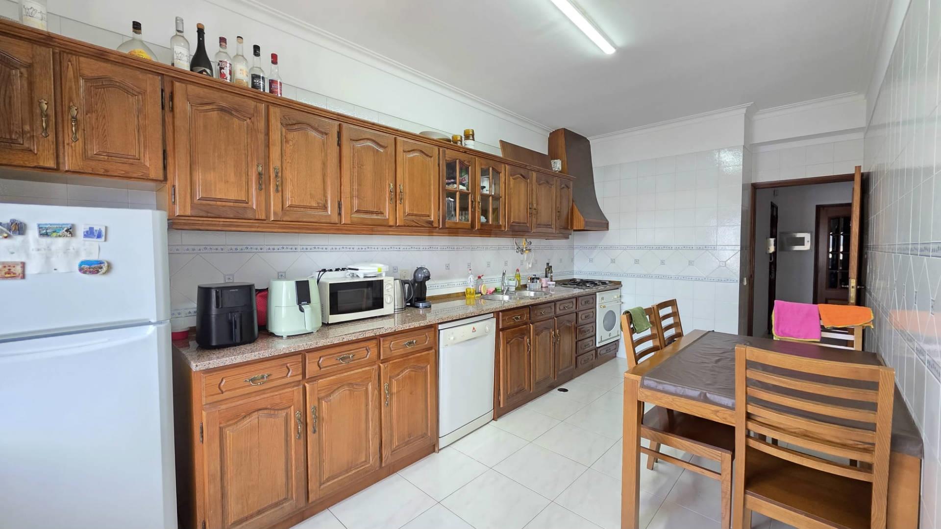 T3 c/ Garagem Priv. - Castelo Branco