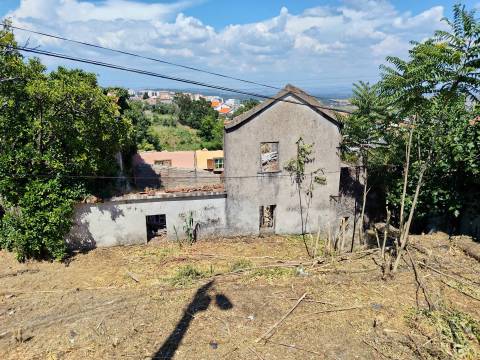 Investimento na Covilhã | 4 Artigos Urbanos com Potencial Construtivo