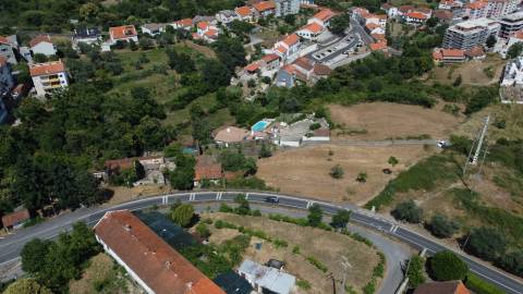 Investimento / entrada da  Covilhã - 2 Artigos Urbanos 1 - Rústico