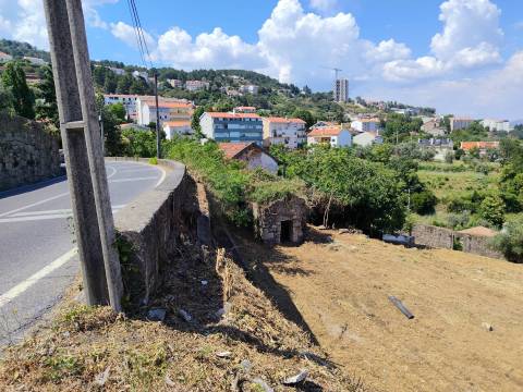 Investimento / entrada da  Covilhã - 2 Artigos Urbanos 1 - Rústico