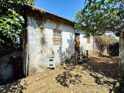 Investimento / entrada da  Covilhã - 2 Artigos Urbanos 1 - Rústico