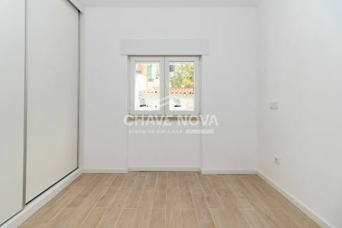 Prédio >=T10 Venda em Almada, Cova da Piedade, Pragal e Cacilhas,Almada