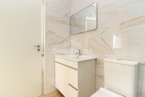 Prédio >=T10 Venda em Almada, Cova da Piedade, Pragal e Cacilhas,Almada