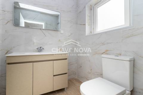 Prédio >=T10 Venda em Almada, Cova da Piedade, Pragal e Cacilhas,Almada