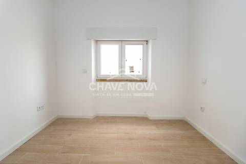 Prédio >=T10 Venda em Almada, Cova da Piedade, Pragal e Cacilhas,Almada