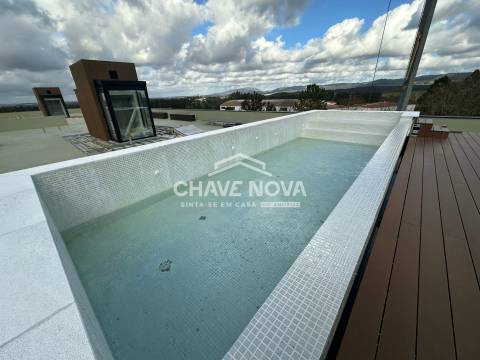 Apartamento T3 Venda em Torres Vedras (São Pedro, Santiago, Santa Maria do Castelo e São Miguel) e Matacães,Torres Vedras