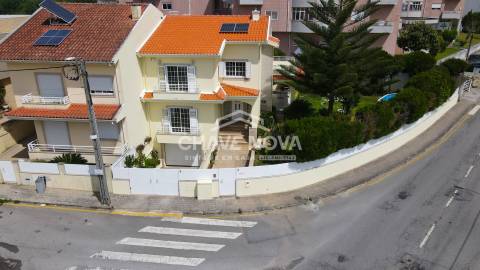 Moradia Geminada T4 Venda em Gondomar (São Cosme), Valbom e Jovim,Gondomar