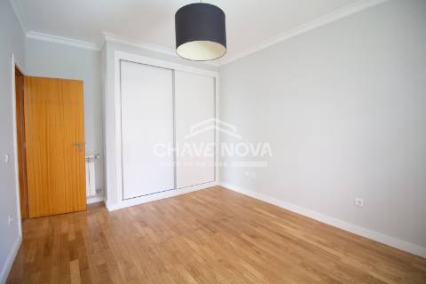 Moradia Geminada T4 Venda em Gondomar (São Cosme), Valbom e Jovim,Gondomar