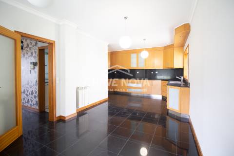 Moradia Geminada T4 Venda em Gondomar (São Cosme), Valbom e Jovim,Gondomar