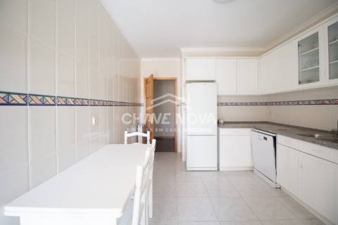 Arrenda-se T2 Mobilado em condomínio fechado,  Arcozelo (Praia da Granja)