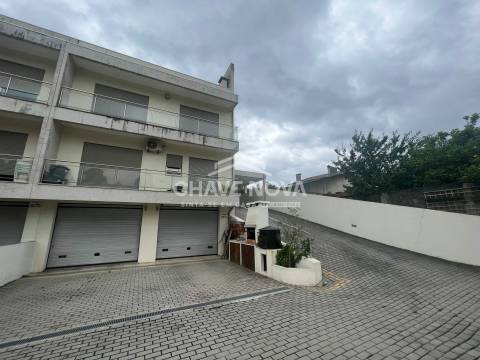 Andar Moradia T3 Venda em Fânzeres e São Pedro da Cova,Gondomar