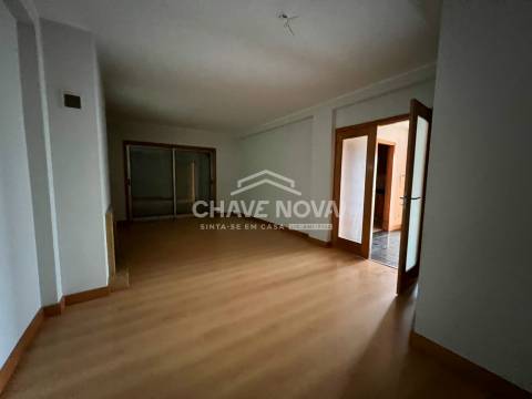 Andar Moradia T3 Venda em Fânzeres e São Pedro da Cova,Gondomar