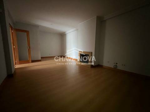 Andar Moradia T3 Venda em Fânzeres e São Pedro da Cova,Gondomar