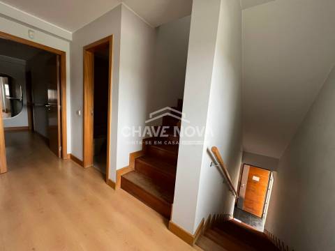 Andar Moradia T3 Venda em Fânzeres e São Pedro da Cova,Gondomar