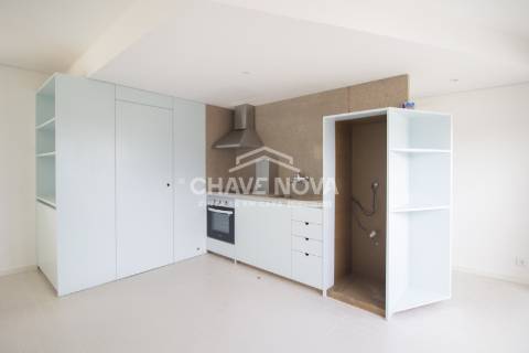 Apartamento T1 Recuado em Fânzeres, Gondomar, para venda.