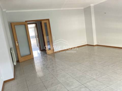 Apartamento T3 Venda em Águas Santas,Maia