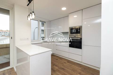 Apartamento T2 Venda em Matosinhos e Leça da Palmeira,Matosinhos