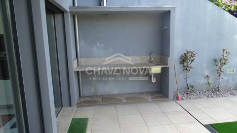 Moradia em Banda T3 Venda em Rio Tinto,Gondomar